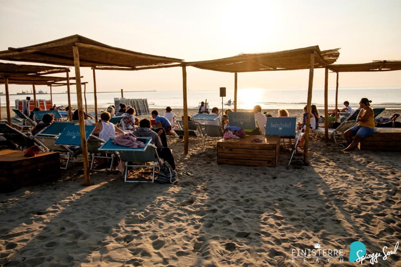 Alba Hotel Marina di Ravenna Buitenkant foto