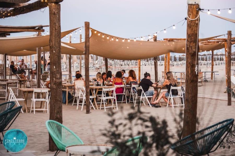 Alba Hotel Marina di Ravenna Buitenkant foto