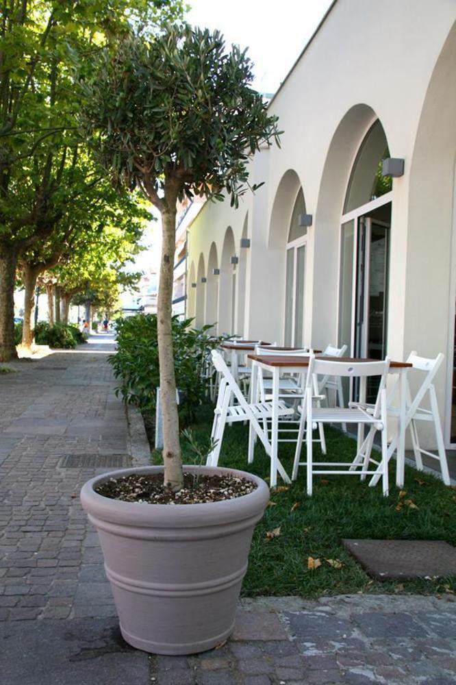 Alba Hotel Marina di Ravenna Buitenkant foto